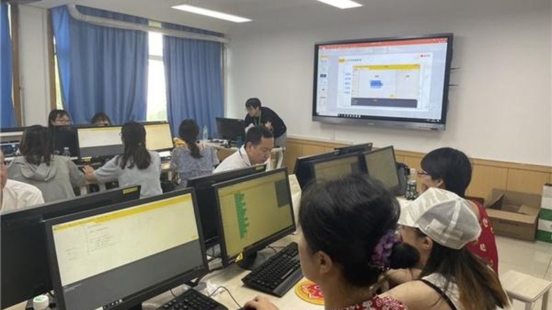 周末叉车培训学校排名